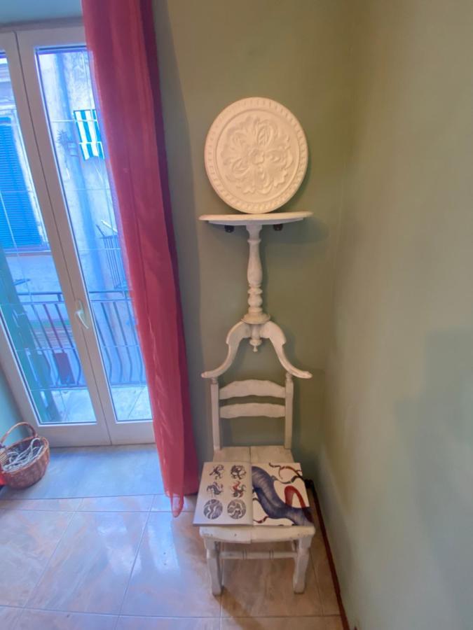 Casa Gioia, Tra Palazzo Reale,Lungomare E Monte Echia Daire Napoli Dış mekan fotoğraf